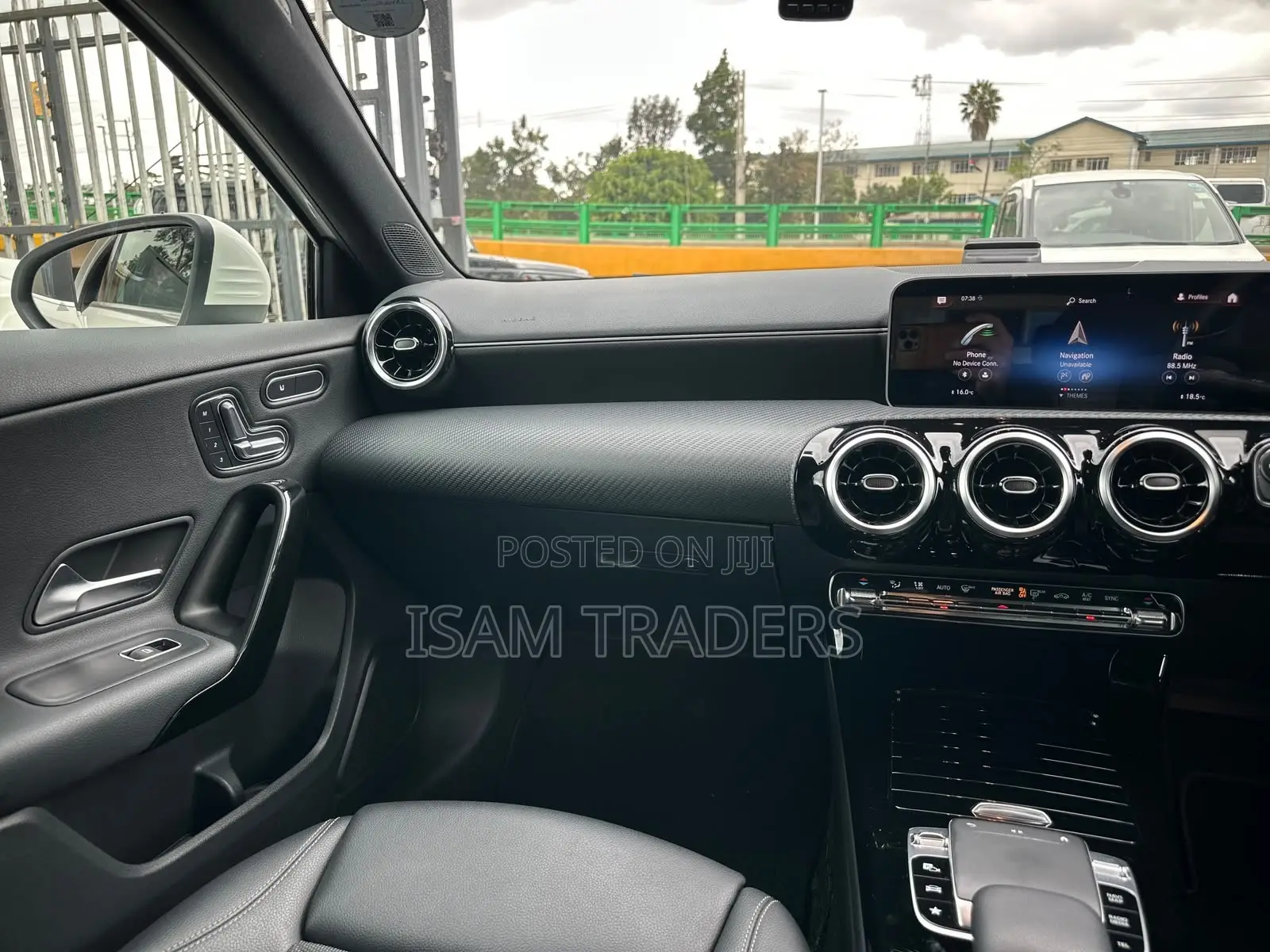 Mercedes-Benz A-Class 2019 Pearl