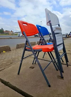 Folding Chairs _Executive Simple Foldable Chairs