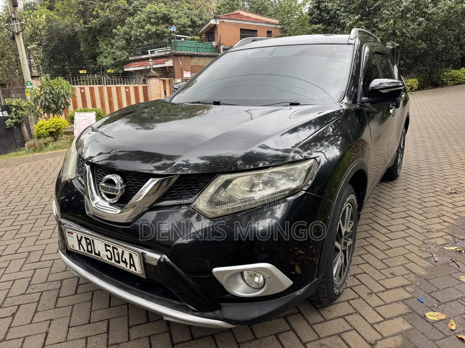 Nissan X-Trail 2.0 Petrol FWD 2014 Black