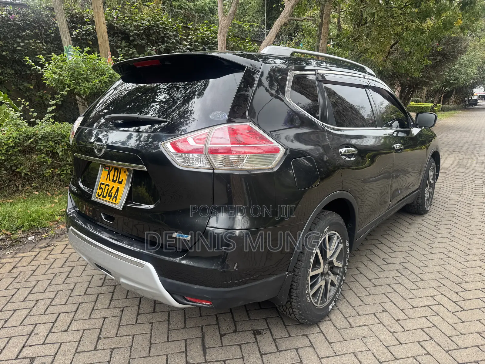 Nissan X-Trail 2.0 Petrol FWD 2014 Black