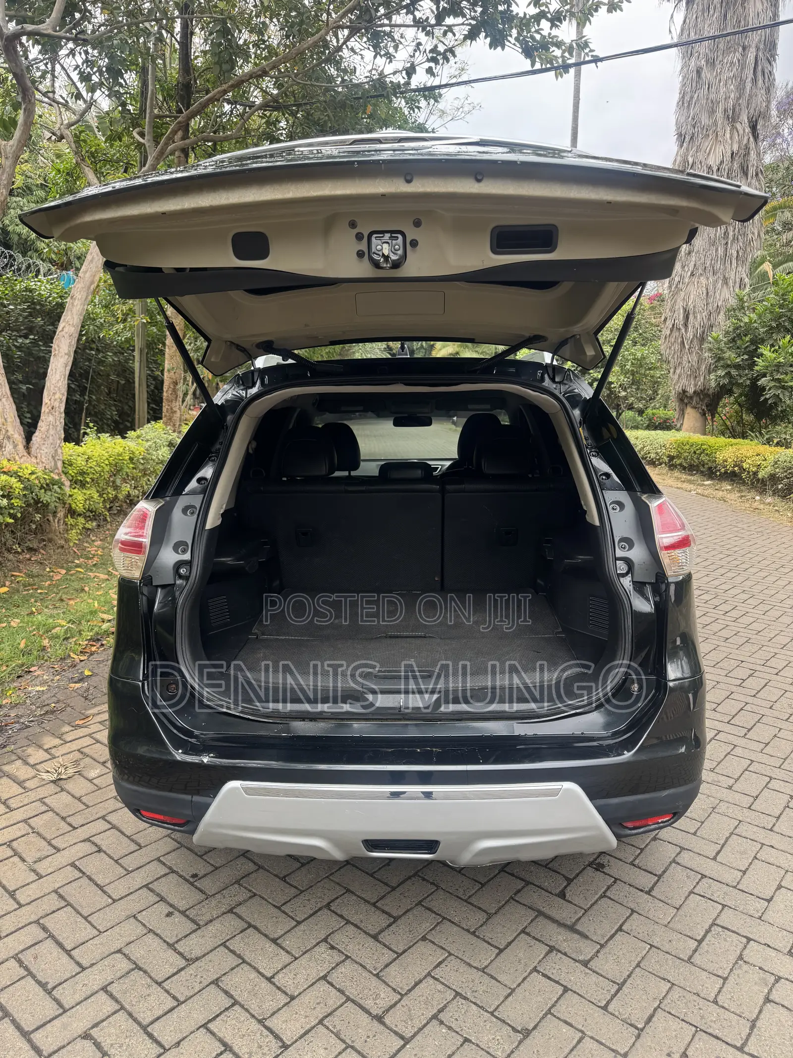 Nissan X-Trail 2.0 Petrol FWD 2014 Black