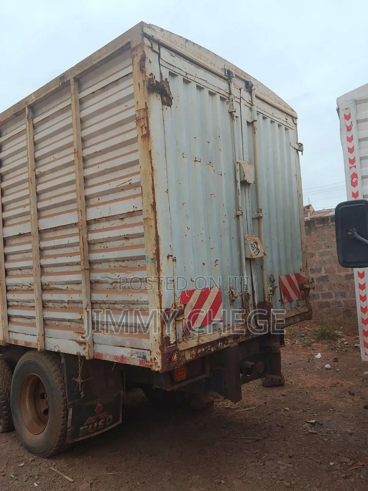 Mitsubishi Fuso 1994 White