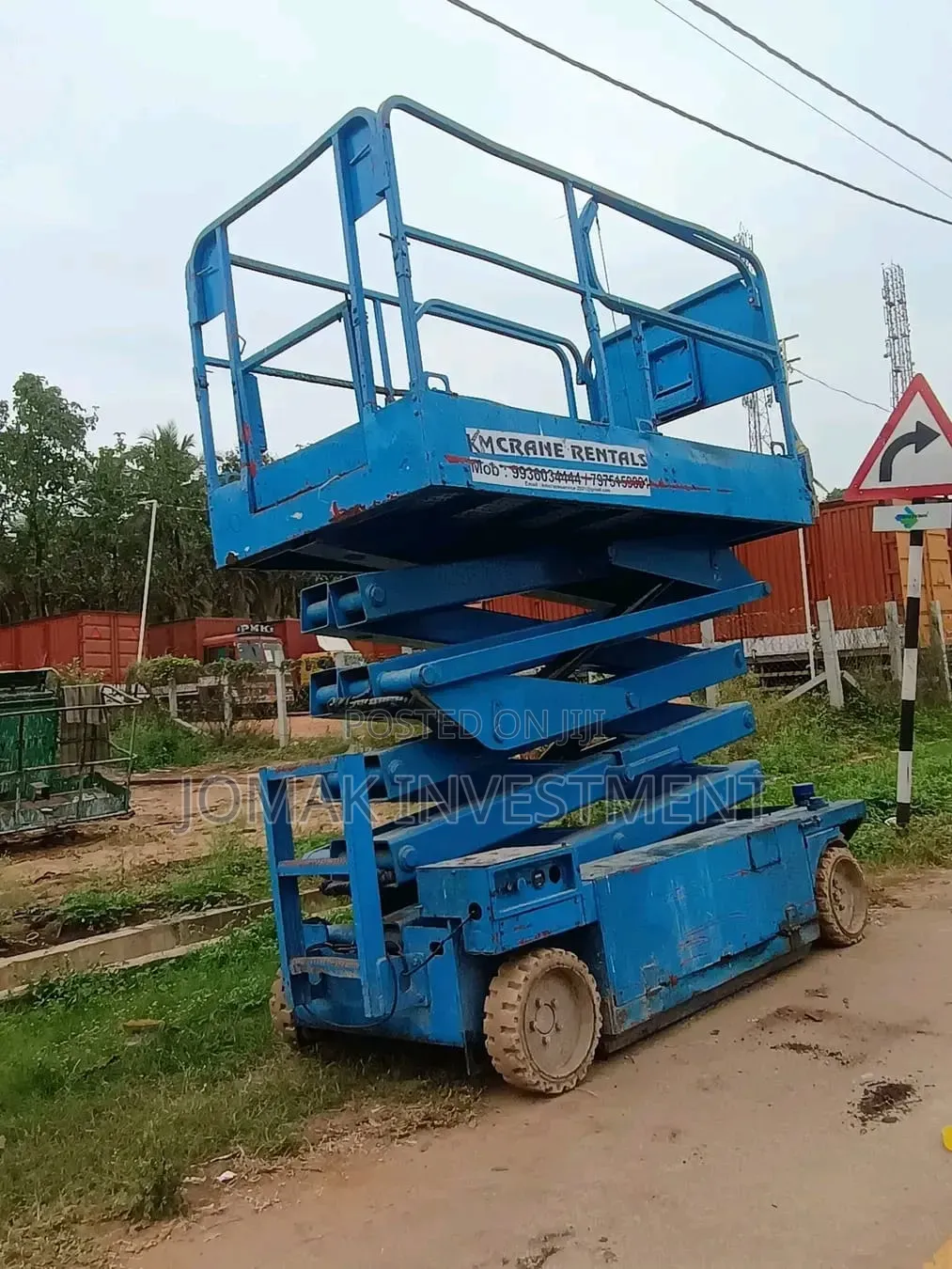 Scissor Lift and Cherry Picker Available for Hire