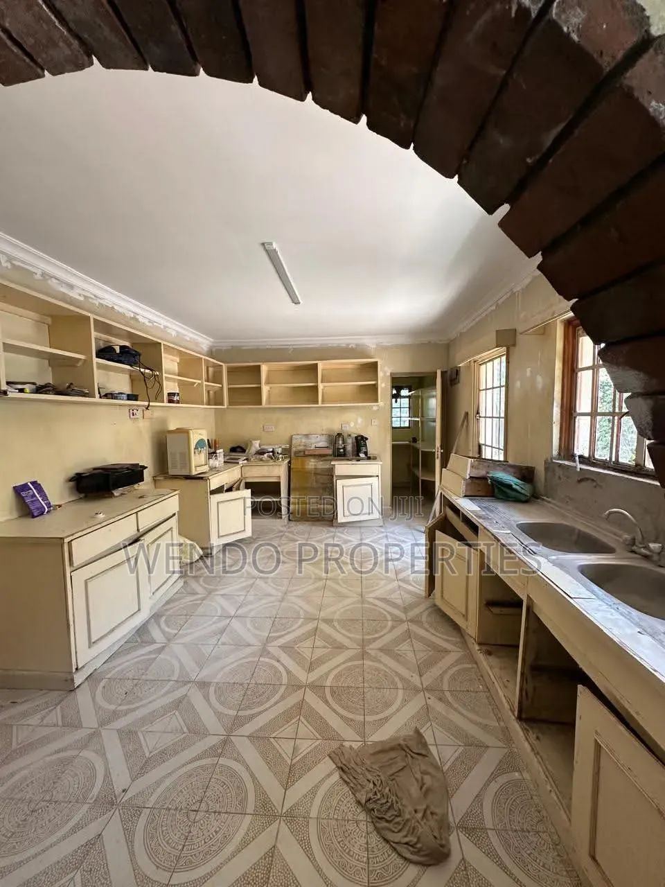 4bdrm Bungalow in Karen C for rent