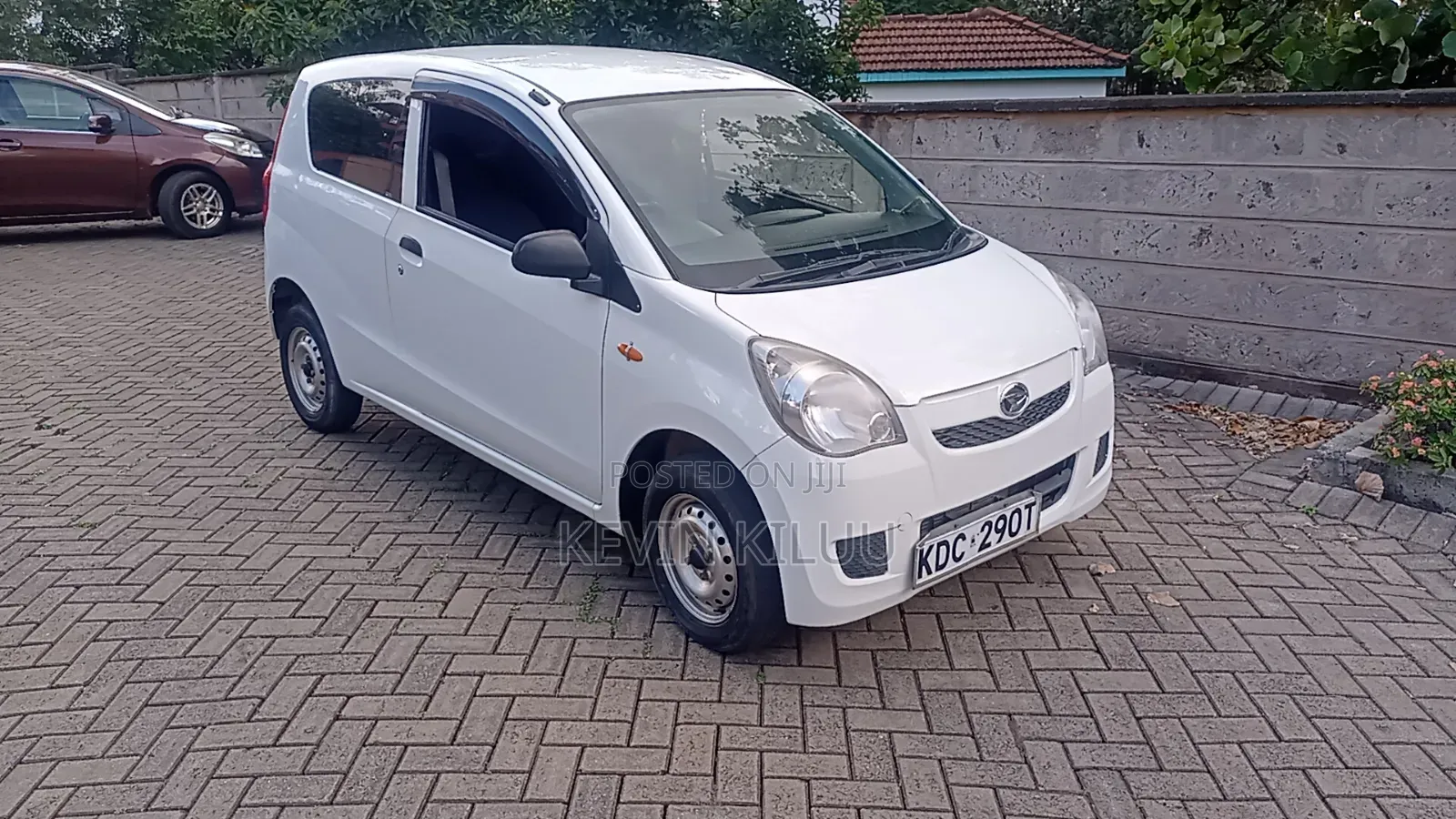 Daihatsu Mira 2014 White