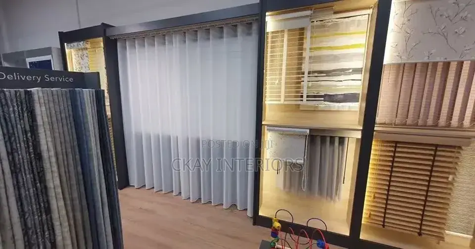 Give Your Living Room a Modern Design for Window Sheers