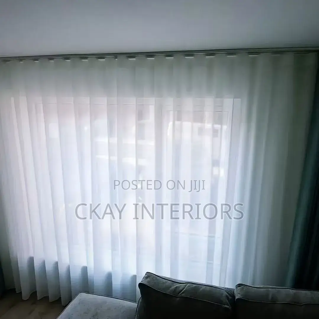 Give Your Living Room a Modern Design for Window Sheers