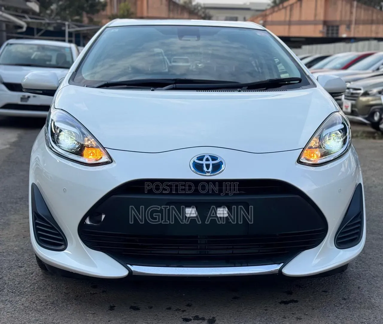 Toyota Aqua 2019 White