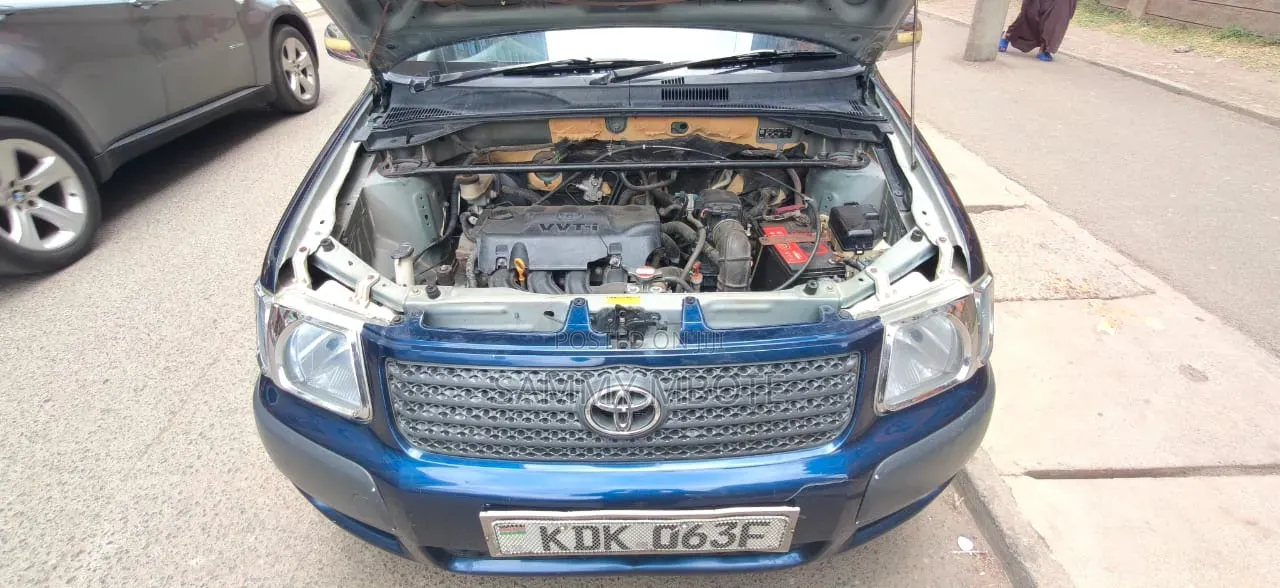Toyota Succeed SV Premium 2014 Blue
