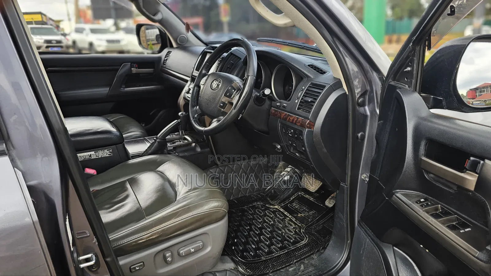 Toyota Land Cruiser 4.5 V8 VXR 2010 Gray