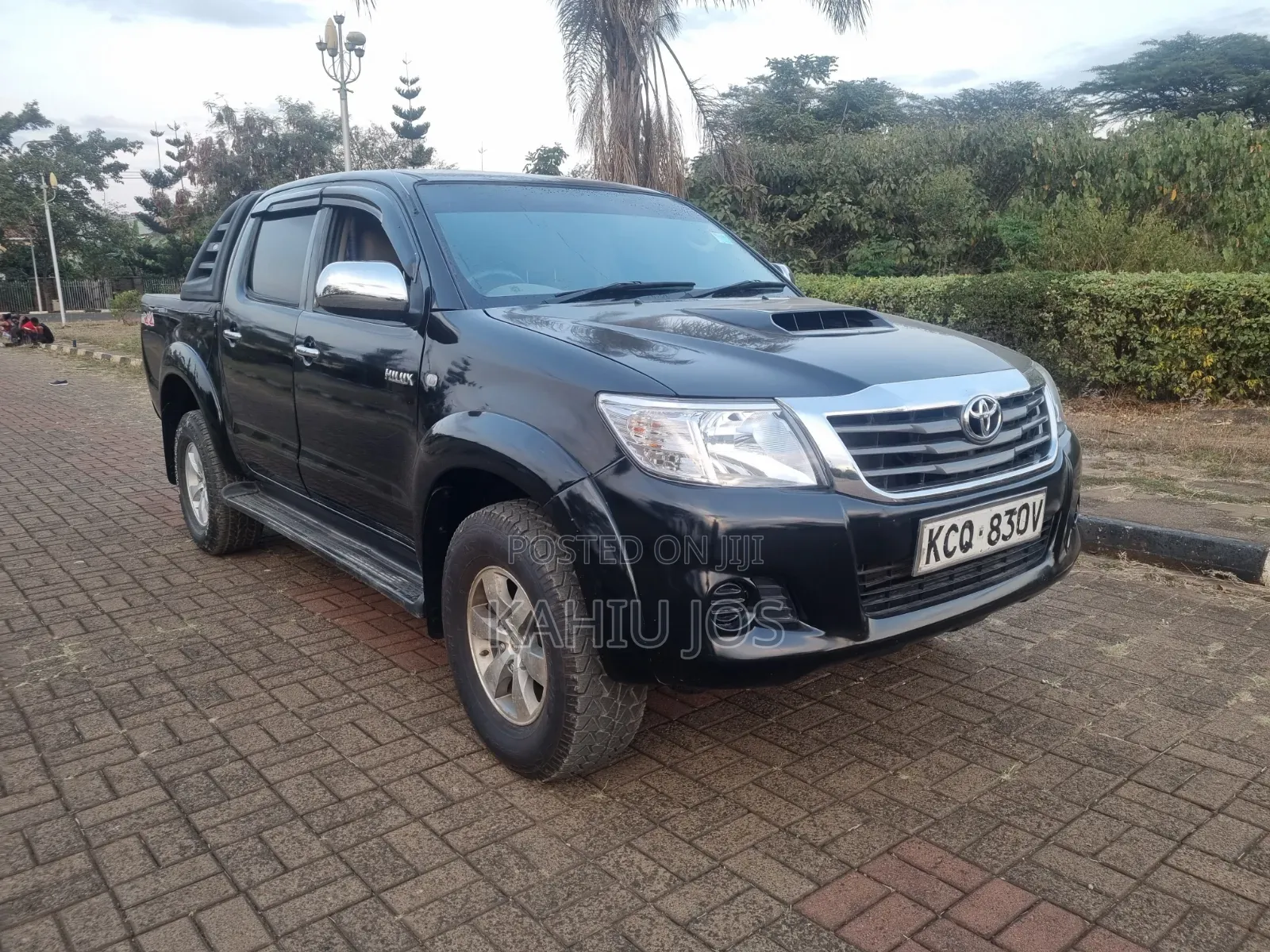 Toyota Hilux 2011