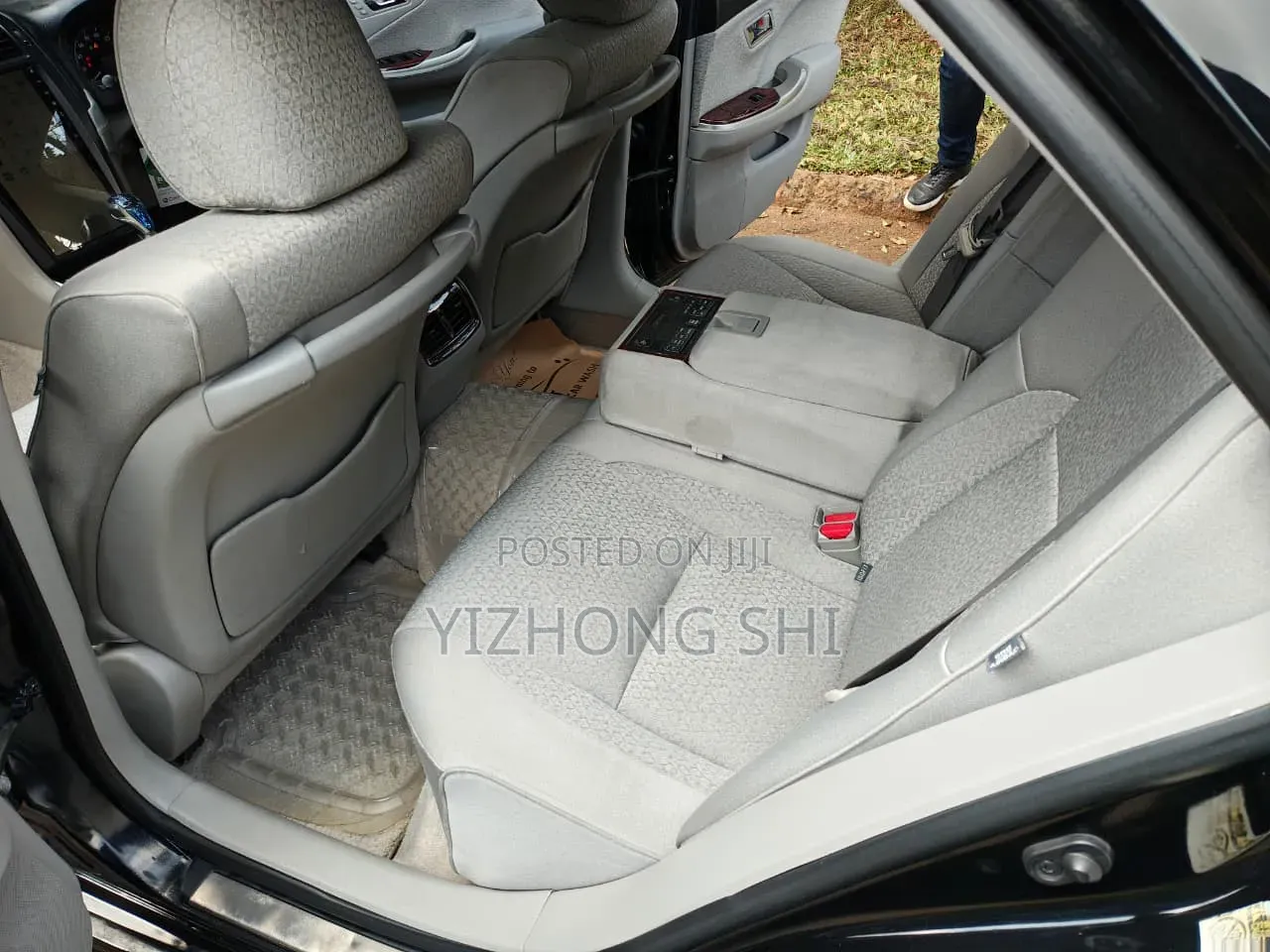 Toyota Crown 2013 Black