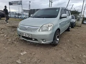 Toyota Raum 1.5 FWD 2006 Green