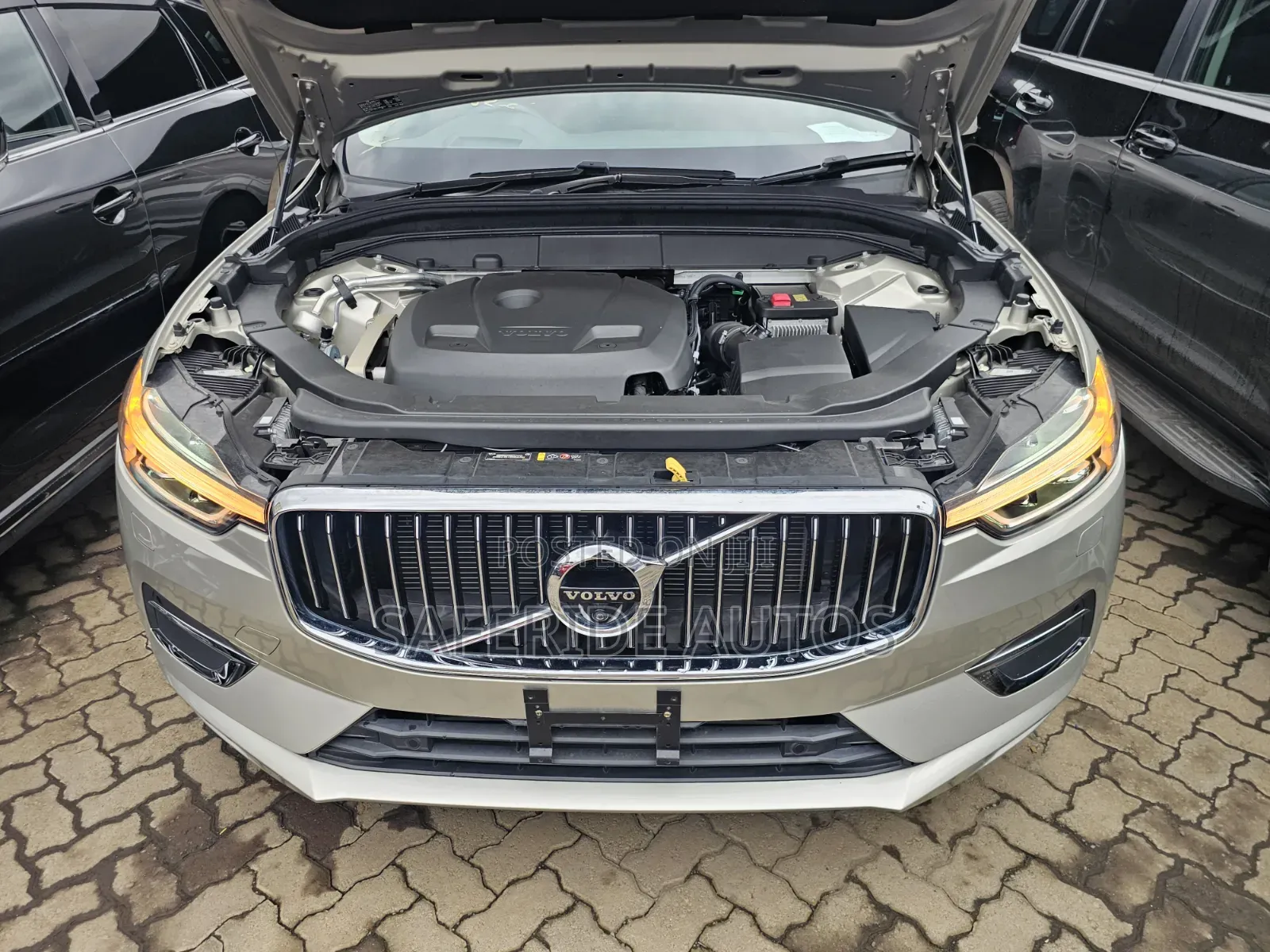Volvo XC60 T5 Inscription AWD 2019 Gold