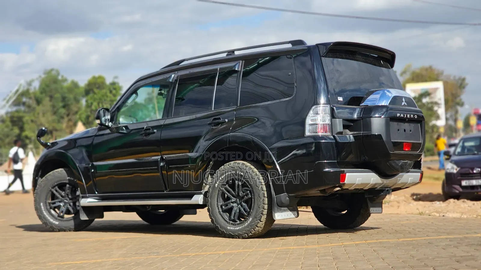 Mitsubishi Pajero V80 3.2 DI-D 2019 Black