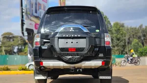 Mitsubishi Pajero V80 3.2 DI-D 2019 Black