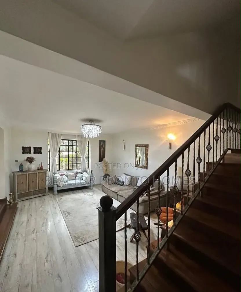 4bdrm Townhouse/Terrace in Lavington, Valley Arcade for sale