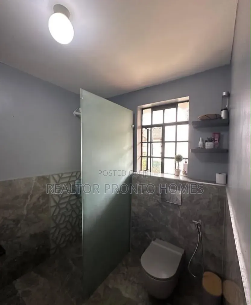 4bdrm Townhouse/Terrace in Lavington, Valley Arcade for sale