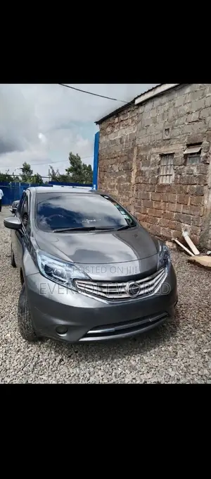 Nissan Note 2015
