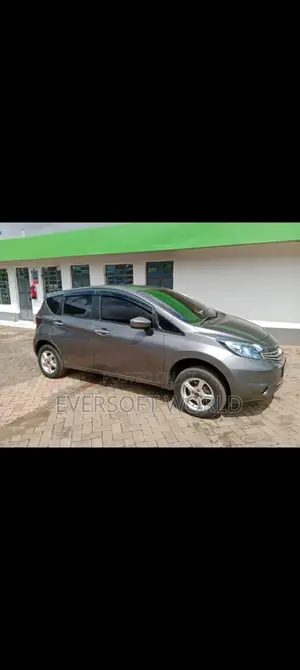 Nissan Note 2015
