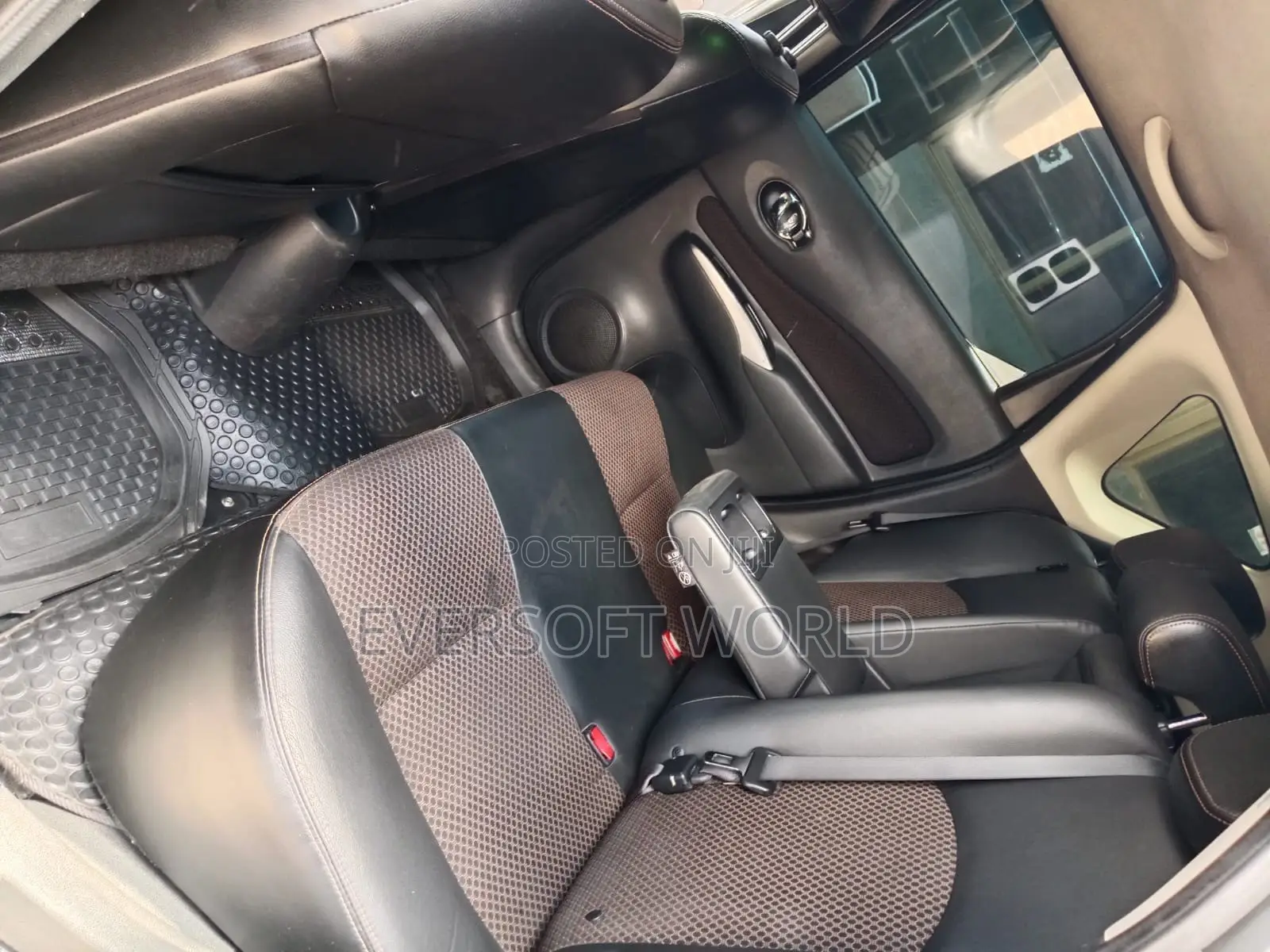 Nissan Note 2015
