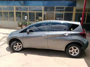 Nissan Note 2015
