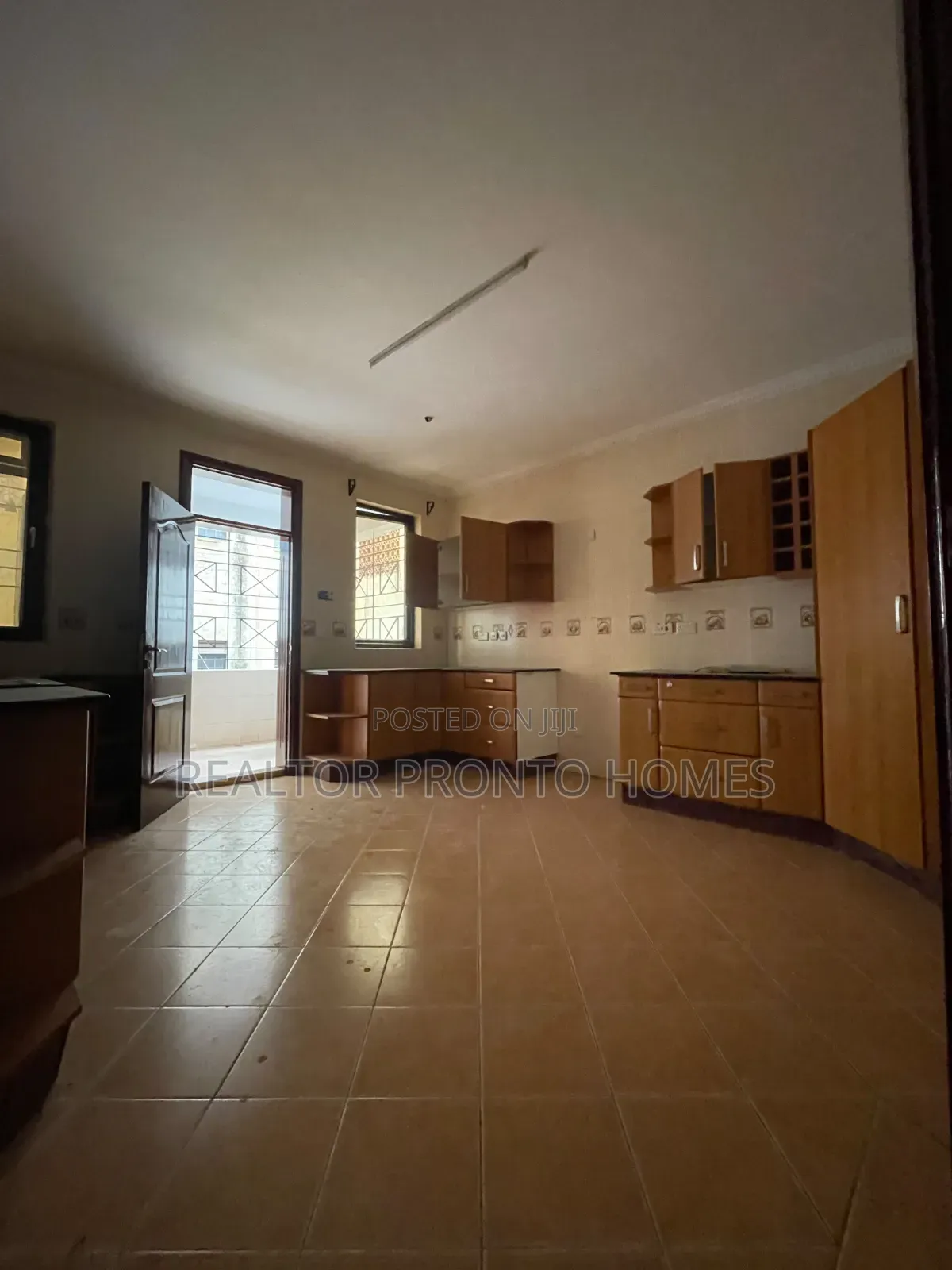 3bdrm Apartment in Kilimani, Hurlingham for rent