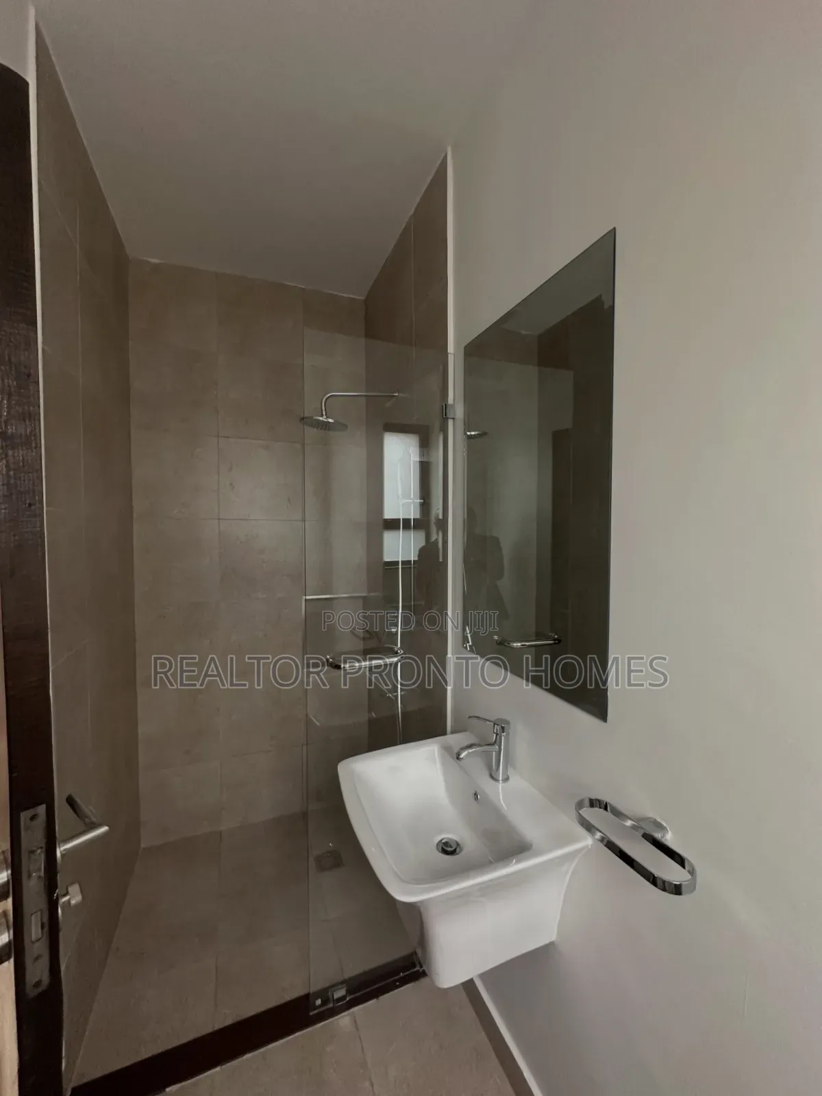 2bdrm Apartment in Kilimani, Hurlingham for rent