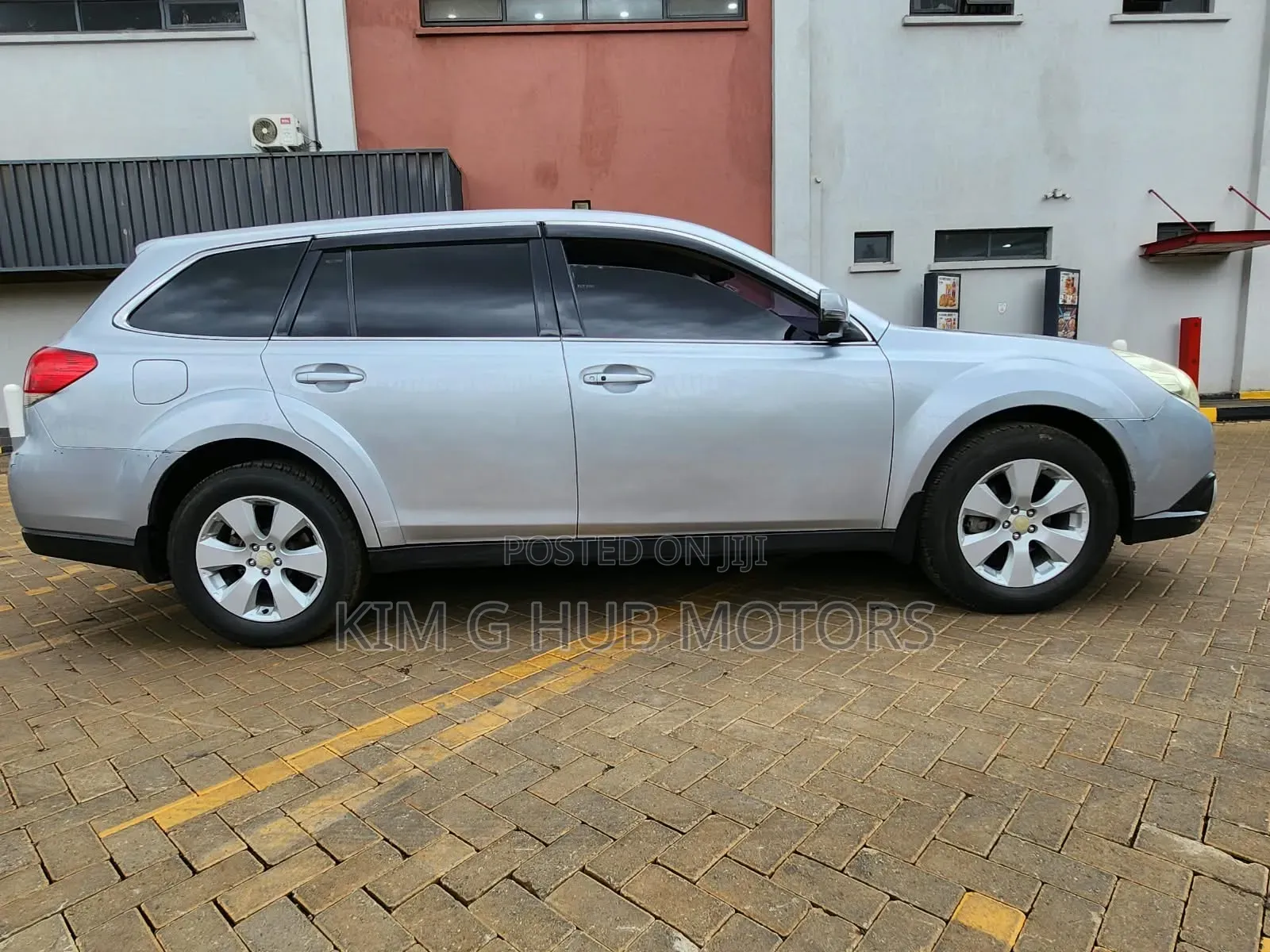 Subaru Outback 2012 Silver