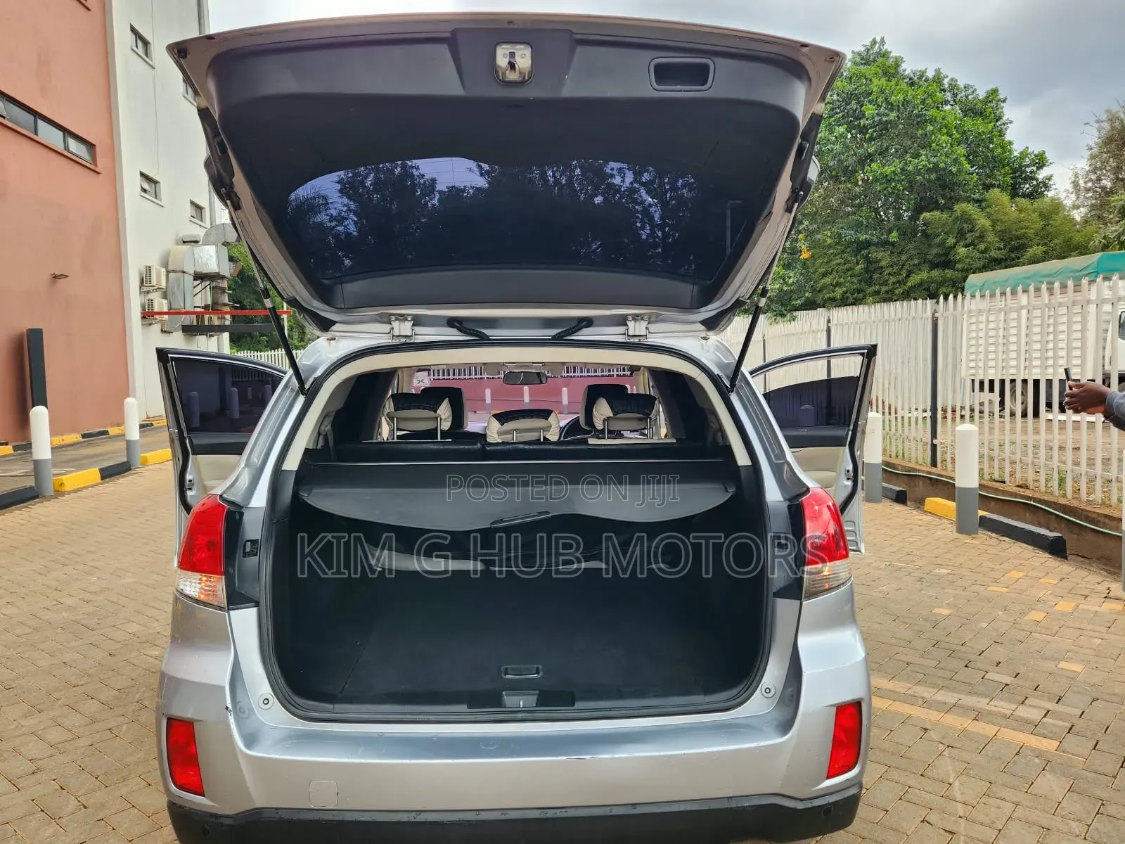 Subaru Outback 2012 Silver