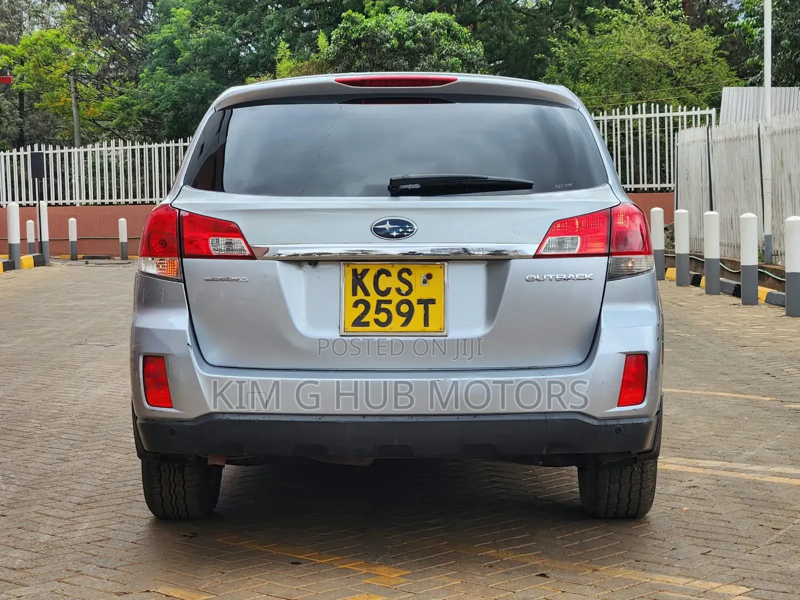 Subaru Outback 2012 Silver