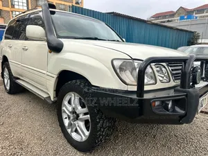 Lexus LX 470 AWD 2000 White