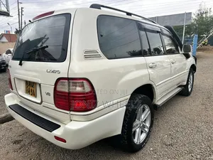 Lexus LX 470 AWD 2000 White