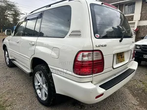 Lexus LX 470 AWD 2000 White