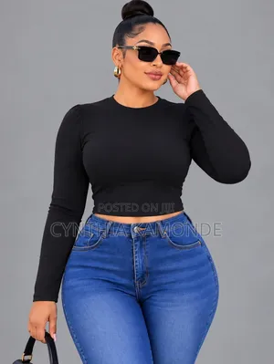 Crop Top Long Sleeved