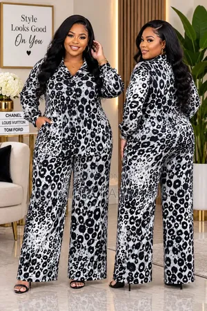 Print Two Pieces Suite