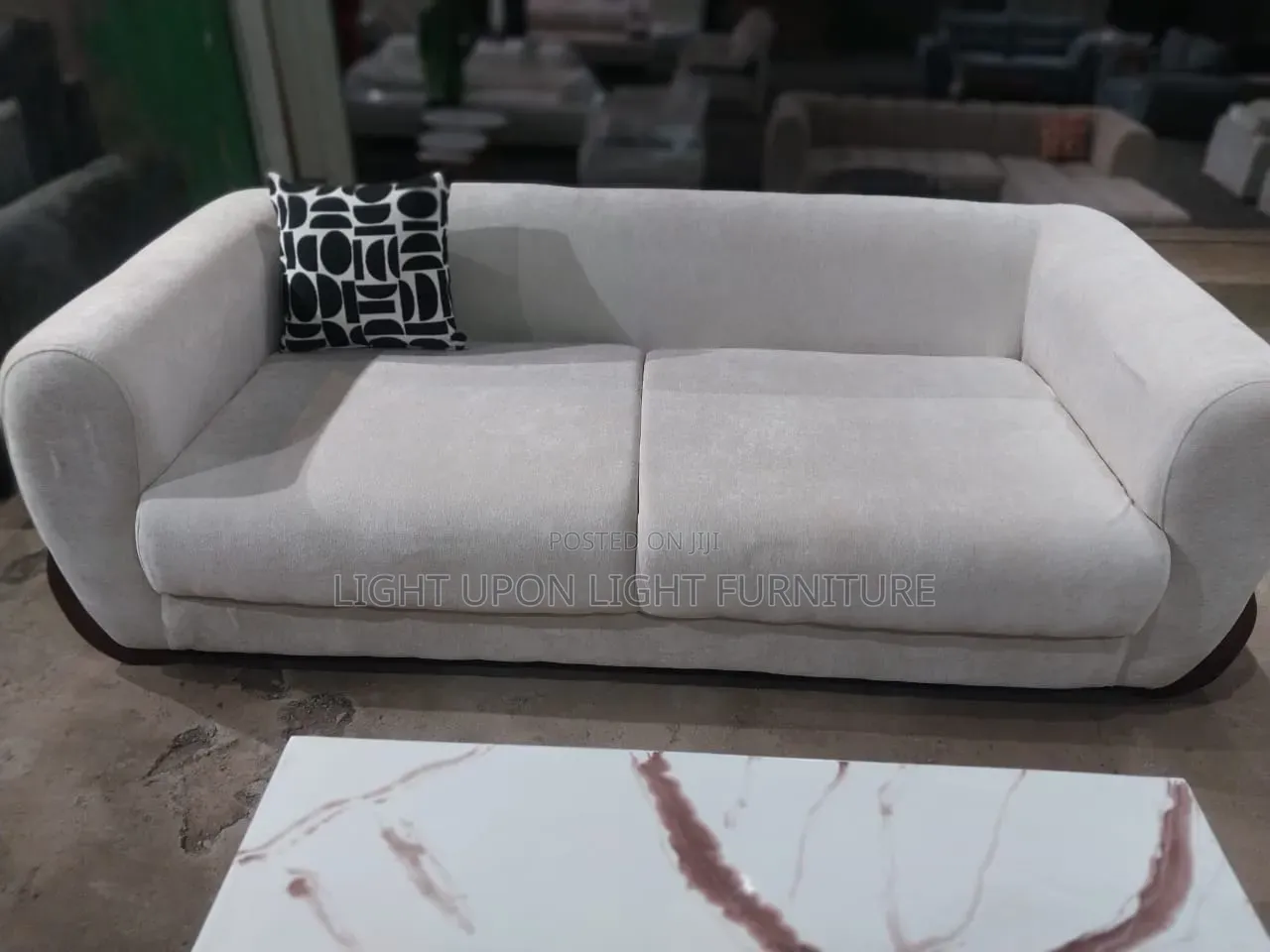 5 Seater Sofa With Hard Wood Stand