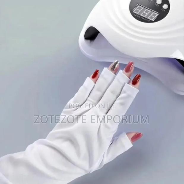 Anti UV Nail Gloves - main view