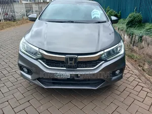 Honda Grace 2020 Gray