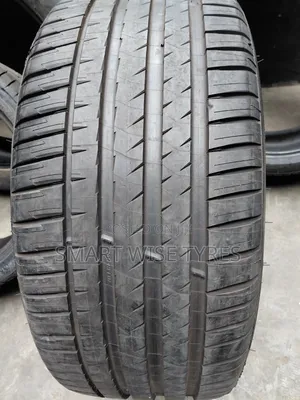 265/40r22 Michelin Pilot Sport 4