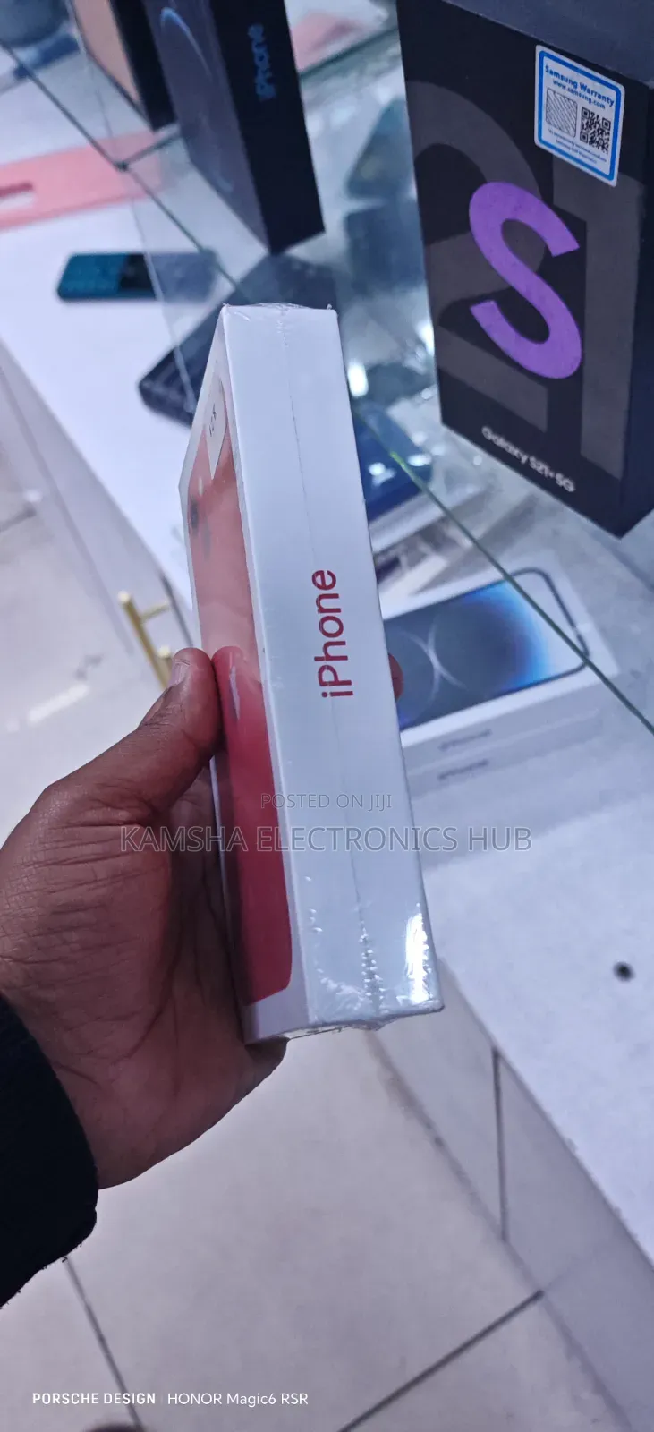 New Apple iPhone 13 128 GB Silver