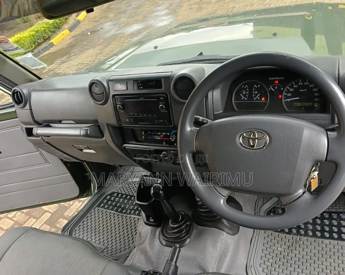 Toyota Land Cruiser 79 Series 2017 Green