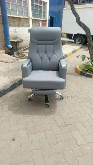 Luxury Office Boss Chair