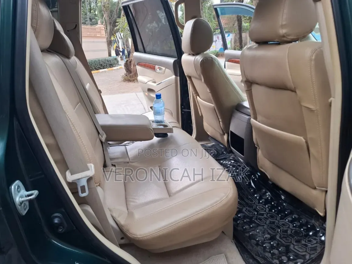 Toyota Land Cruiser Prado 2006 Green