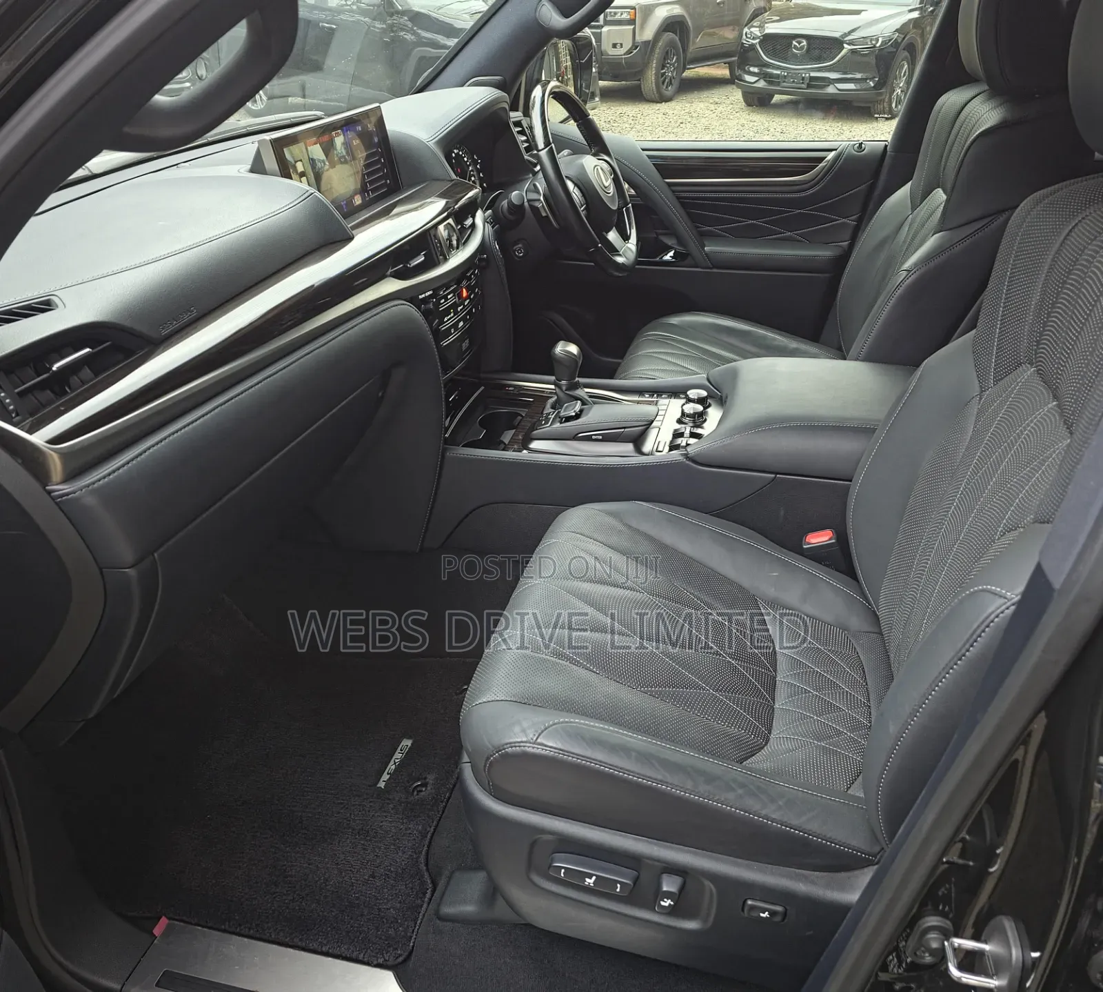 Lexus LX 570 AWD 2020 Black