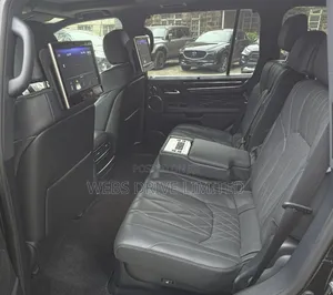 Lexus LX 570 AWD 2020 Black