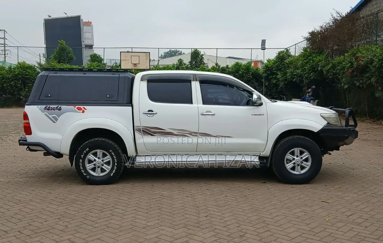 Toyota Hilux 2013 White