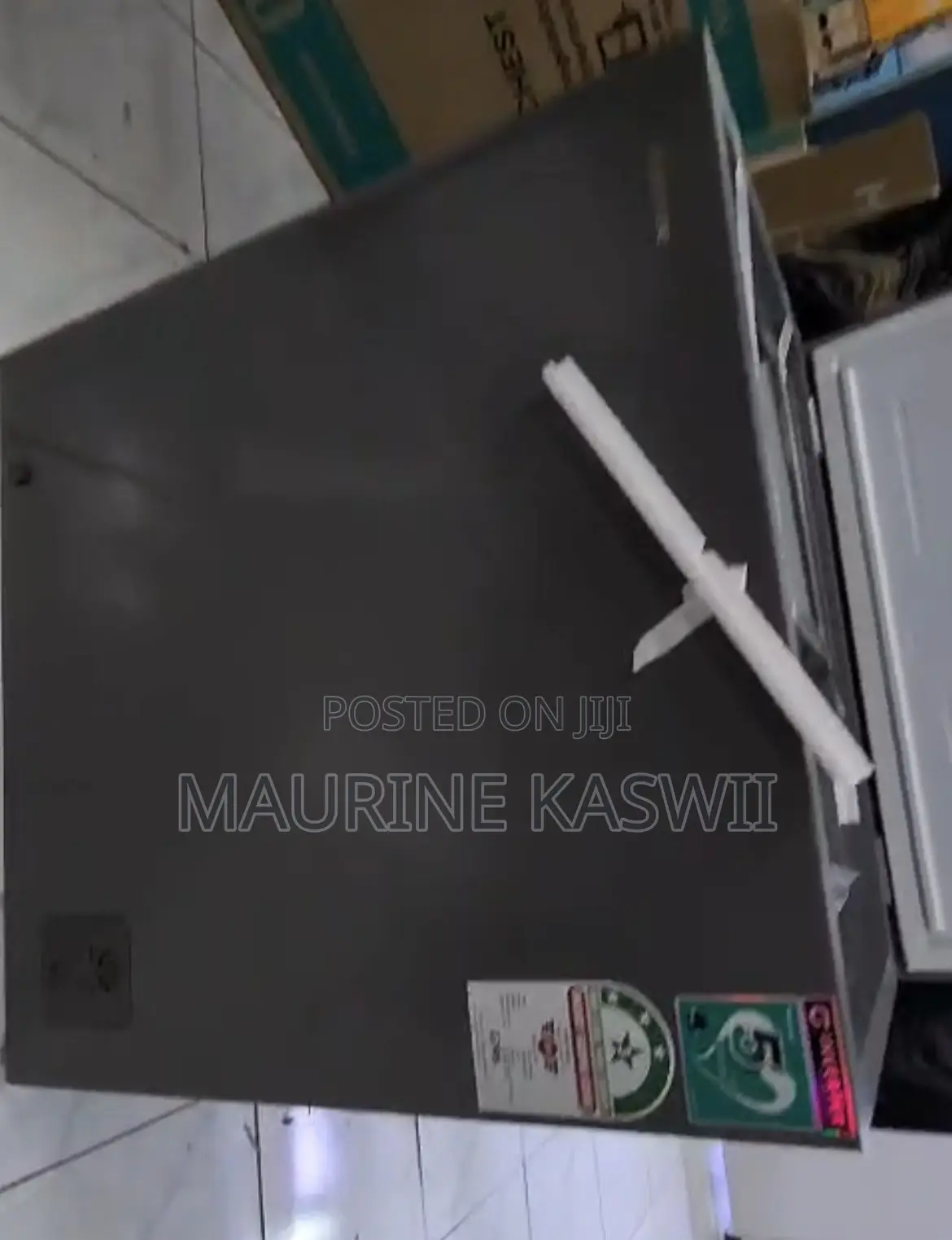 HISENSE 136 L Inverted Chest Freezer