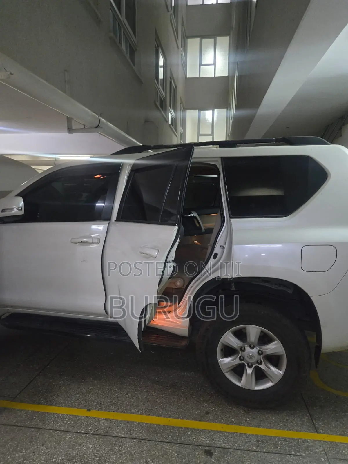 Toyota Land Cruiser Prado 2011 White