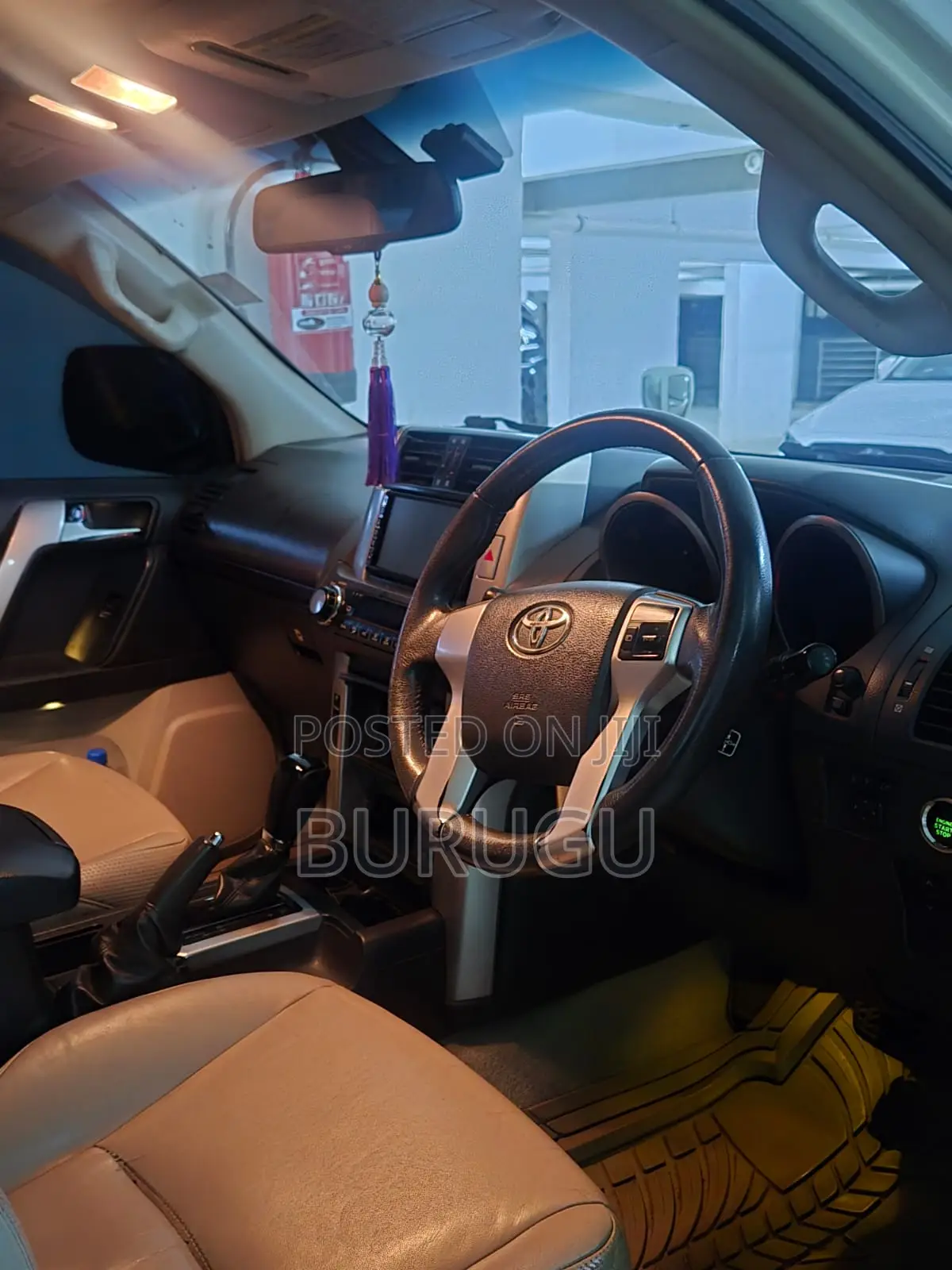 Toyota Land Cruiser Prado 2011 White